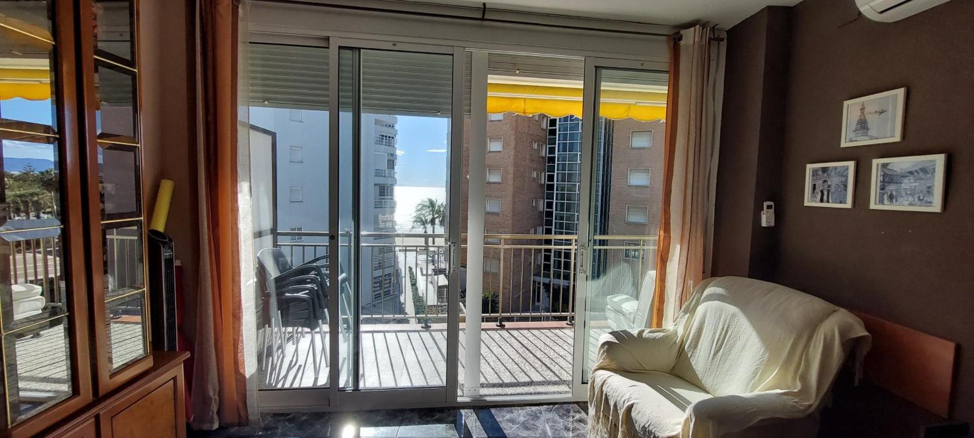 Apartamento 1 Linea De Playa + Parking! סאלו מראה חיצוני תמונה